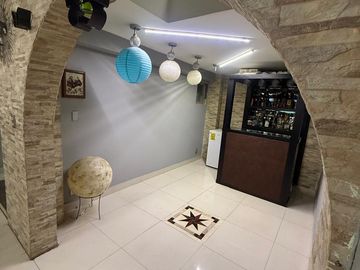 BONITA CASA EN VENTA CON UN ESPACIO INDEPENDIENTE