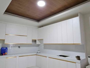 Corner House and Lot For Sale in Brookside Hills Subdivision, Cainta Rizal