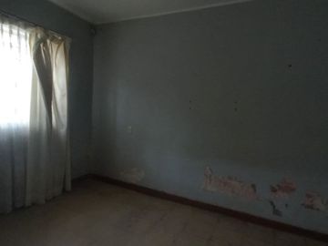 🏬 VENDO CASA COMO TERRENO EN SAN MARTÍN DE PORRES, ¡GRAN OPORTUNIDAD DE INVERSIÓN!