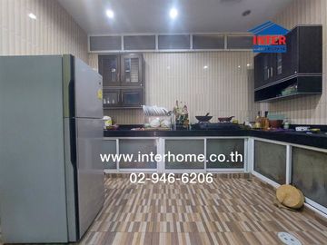 3-storey townhouse, 23.2 sq m, Vibhavadi Village, near BTS Chang Erawan, Vibhavadi Mansion Alley, Sukhumvit Road, Mueang Samut Prakan, Samut Prakan