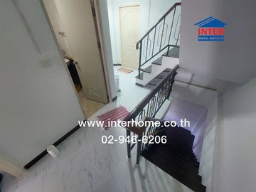 3-storey townhouse, 23.2 sq m, Vibhavadi Village, near BTS Chang Erawan, Vibhavadi Mansion Alley, Sukhumvit Road, Mueang Samut Prakan, Samut Prakan