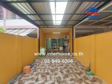 3-storey townhouse, 24.5 sq m, Vibhavadi Village, near BTS Chang Erawan, Vibhavadi Mansion Alley, Sukhumvit Road, Mueang Samut Prakan, Samut Prakan