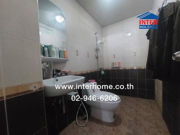 3-storey townhouse, 24.5 sq m, Vibhavadi Village, near BTS Chang Erawan, Vibhavadi Mansion Alley, Sukhumvit Road, Mueang Samut Prakan, Samut Prakan