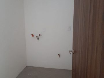 HERMOSA RENTA CASA (PRIVADA EN POZOS)