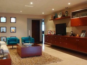 EXCLUSIVA CASA FRENTE AL MAR EN LA PUNTA 🌊 + DEPARTAMENTO ADICIONAL 🏠