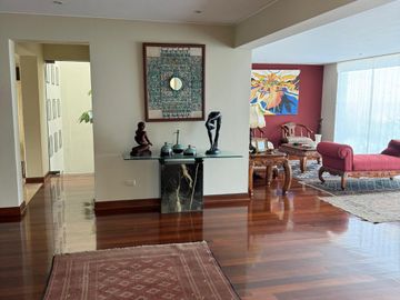 EXCLUSIVA CASA FRENTE AL MAR EN LA PUNTA 🌊 + DEPARTAMENTO ADICIONAL 🏠