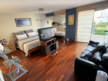 EXCLUSIVA CASA FRENTE AL MAR EN LA PUNTA 🌊 + DEPARTAMENTO ADICIONAL 🏠