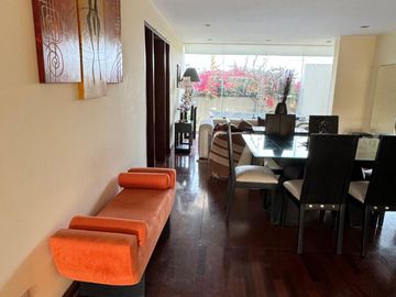 EXCLUSIVA CASA FRENTE AL MAR EN LA PUNTA 🌊 + DEPARTAMENTO ADICIONAL 🏠