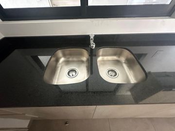 DEPARTAMENTO NUEVO!  2 RECAMARAS 2 ESTACIONAMIENTOS 2 BAÑOS ,Y HASTA TU BODEGA EN SOTANO!