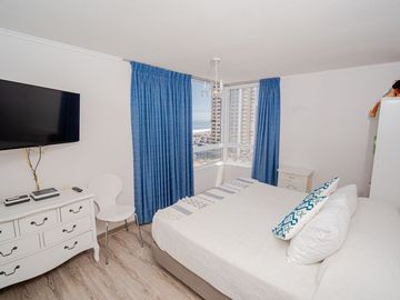 SE VENDE DEPTO EN EDIF. TERRAZAS DEL SOL.