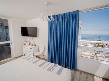 SE VENDE DEPTO EN EDIF. TERRAZAS DEL SOL.