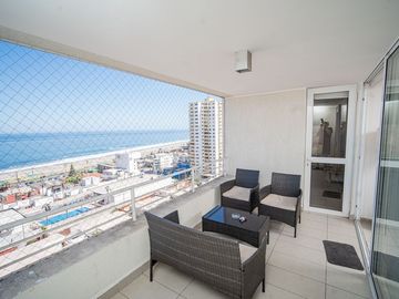 SE VENDE DEPTO EN EDIF. TERRAZAS DEL SOL.