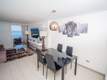 SE VENDE DEPTO EN EDIF. TERRAZAS DEL SOL.