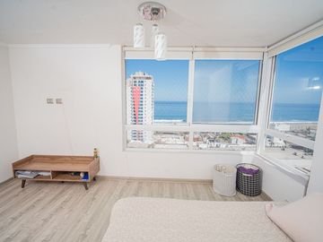 SE VENDE DEPTO EN EDIF. TERRAZAS DEL SOL.