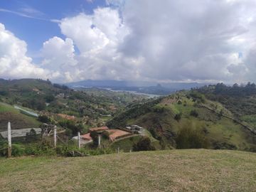 ¡Tu paraíso campestre! Casa lote en venta en Vereda El Salto