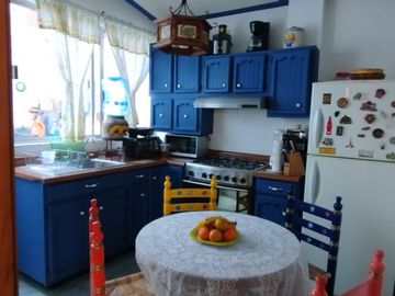 Casa en Venta con Local comercial de una sola planta en Metepec