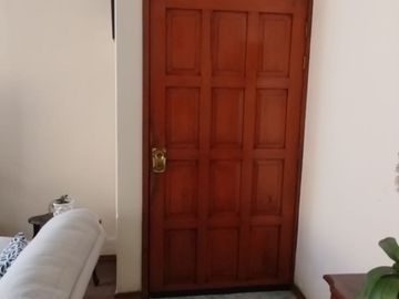 Casa en Venta con Local comercial de una sola planta en Metepec