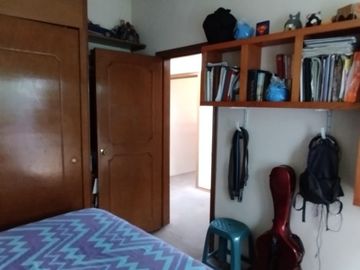 Casa en Venta con Local comercial de una sola planta en Metepec