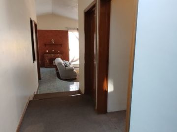 Casa en Venta con Local comercial de una sola planta en Metepec
