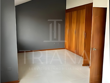 CASA EN VENTA NO ADOSADA TUMBACO