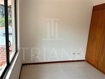 CASA EN VENTA NO ADOSADA TUMBACO