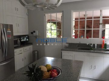 Casa en Venta, Lomas Hipodromo