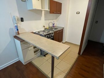 Departamento de 2D-1B-1BG, Metro Hospitales, Independencia.