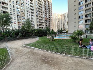 Departamento de 2D-1B-1BG, Metro Hospitales, Independencia.