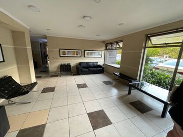 Departamento de 2D-1B-1BG, Metro Hospitales, Independencia.
