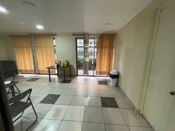 Departamento de 2D-1B-1BG, Metro Hospitales, Independencia.