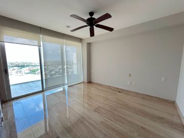 IMPRESIONANTE DEPARTAMENTO CON VISTAS PANORÁMICAS AL MAR DE CANCÚN