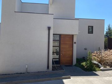 Casa nueva 140M2 4D 4B Arboretm Peñalolén