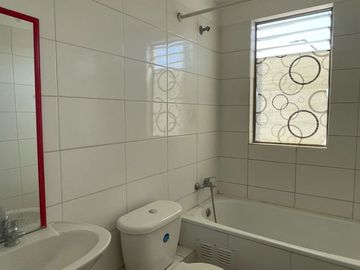 Gran Casa en Condominio Alto Cáceres, Padre Hurtado
