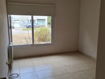 Casa en Venta– Barrio Cerrado Bosque Alto