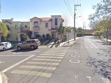 ¡APROVEHCA ESTA GRAN OPORTUNIDAD! Casa en REMATE, COYULA , Jalisco.