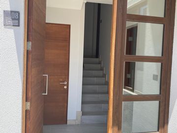 Casa Nueva 140M2 4D 4B 568M2 de Superficie / Arboretum
