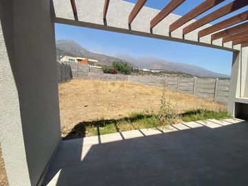 Casa Nueva 140M2 4D 4B 568M2 de Superficie / Arboretum