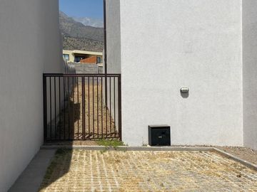 Casa Nueva 140M2 4D 4B 568M2 de Superficie / Arboretum