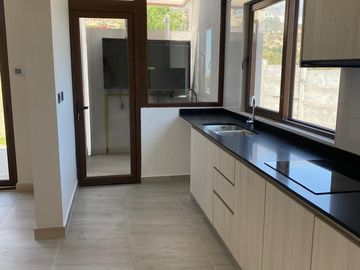 Casa Nueva 140M2 4D 4B 568M2 de Superficie / Arboretum