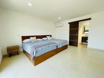 CASA NUEVA EN FRACCIONAMIENTO CLUB DE GOLF SANTA FE