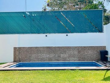 CASA NUEVA EN FRACCIONAMIENTO CLUB DE GOLF SANTA FE