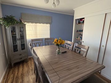 SE VENDE HERMOSA CASA 3D2B, UBICADA EN ALTOS DEL CALLE CALLE, SECTOR COLLICO, VALDIVIA.
