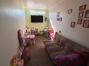 SE VENDE HERMOSA CASA 3D2B, UBICADA EN ALTOS DEL CALLE CALLE, SECTOR COLLICO, VALDIVIA.