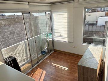 ¡Loft en venta en Playa Brava! Ideal para inversión o vivir cerca del mar