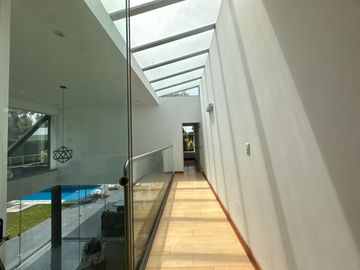 Hermosa casa  con piscina y arquitectura de lujo 🏡💎