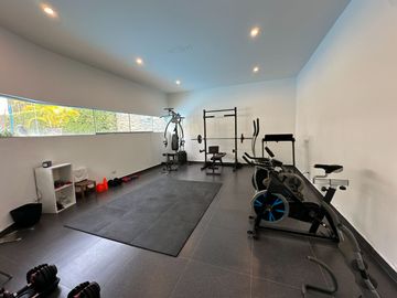 Hermosa casa  con piscina y arquitectura de lujo 🏡💎