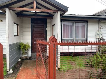 SE VENDE CASA UBICADA 3D1B EN POBLACIÓN SAN LUIS.