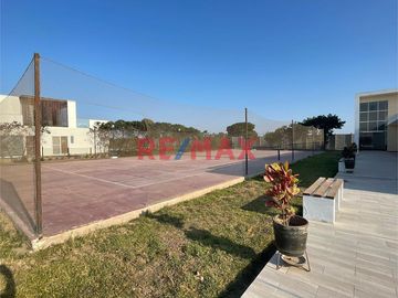 Se Vende Terreno De 713 Mt En Condomio Exclusivo Selec Holmes