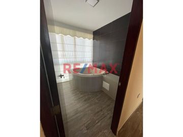Se Vende Terreno De 713 Mt En Condomio Exclusivo Selec Holmes