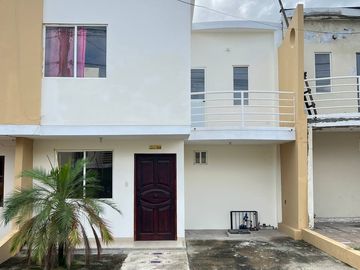 Casa en Urb. Terrazas del Conde - Manta